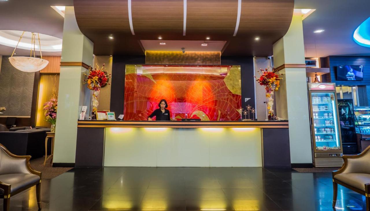 Atrium Boutique Hotel Bangkok Exterior foto