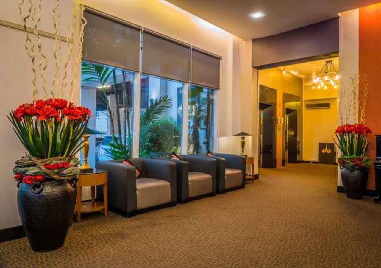 Atrium Boutique Hotel Bangkok Exterior foto